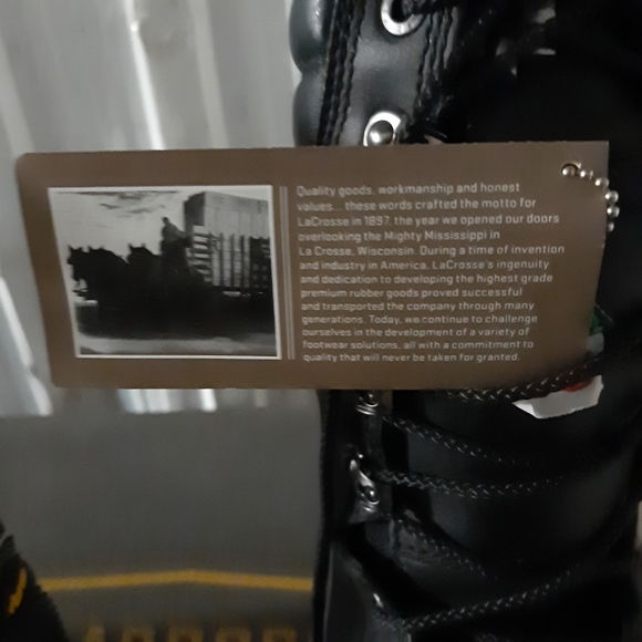 Man's working boots - Picture 8 of 13